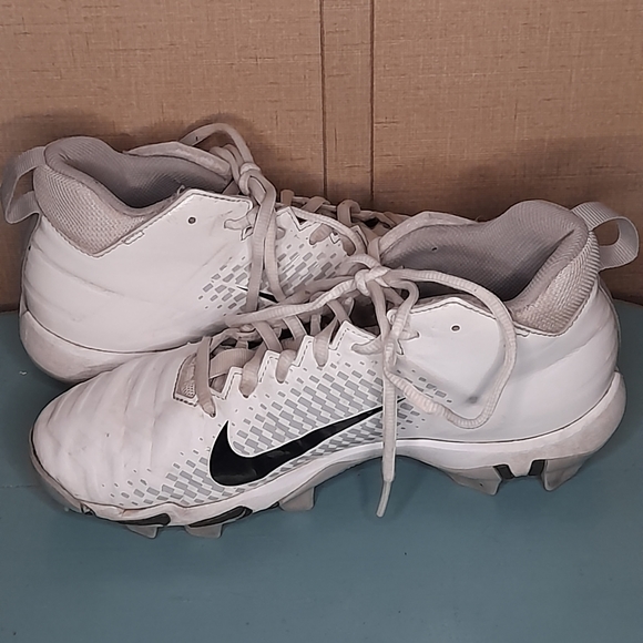 Nike Alpha Mens Football Cleats - Picture 5 of 6